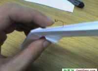 [纸飞机下方法]纸飞机的简单方法