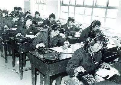电报是有线电还是无线电-电报是有线传输还是无线传输