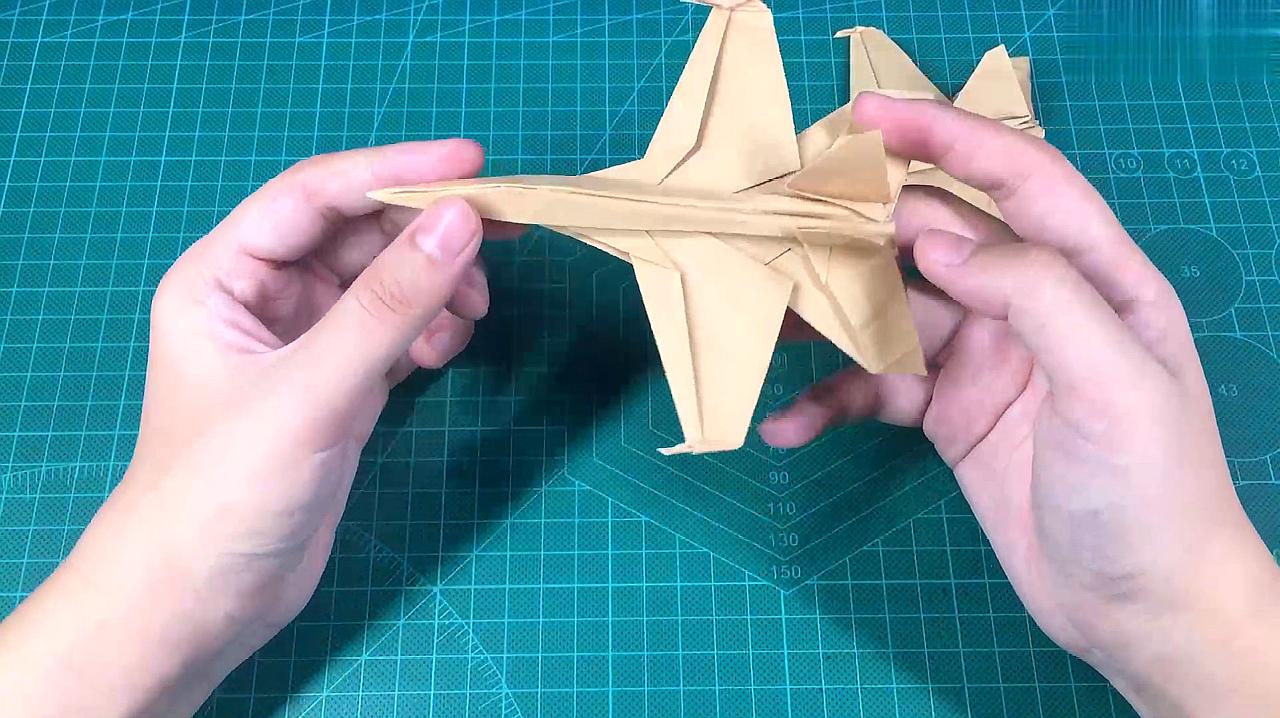 怎么做纸质飞机视频-怎么做纸质飞机视频教程