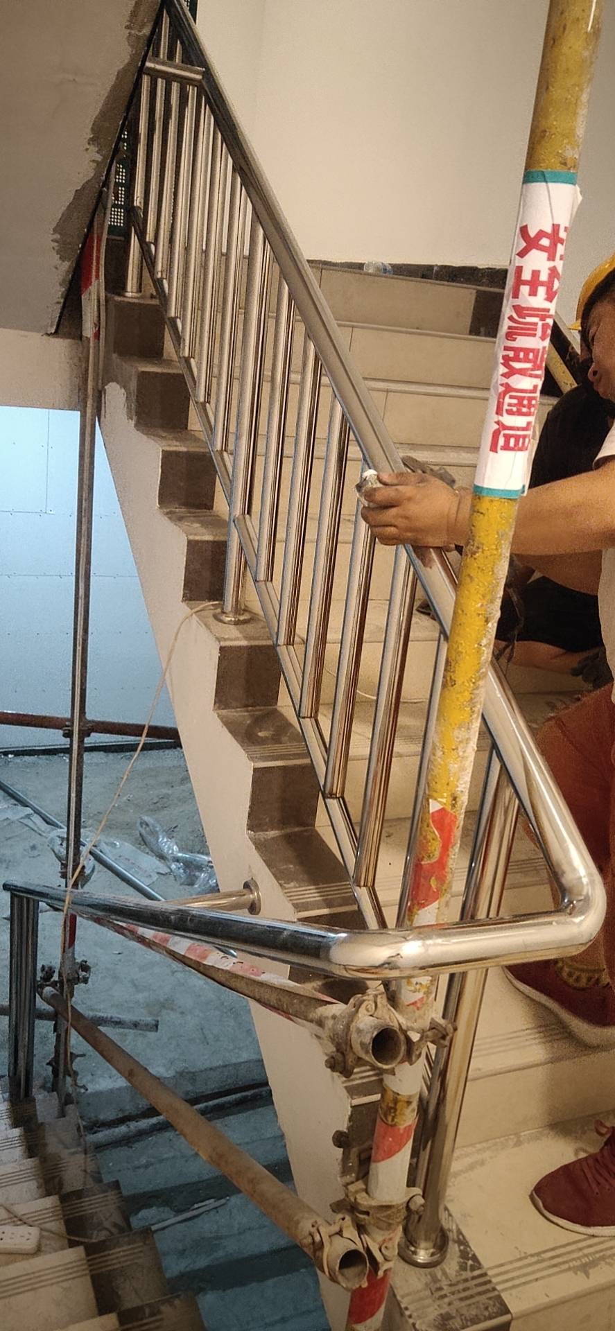 自己焊梯子设计图,自己焊梯子要什么材料