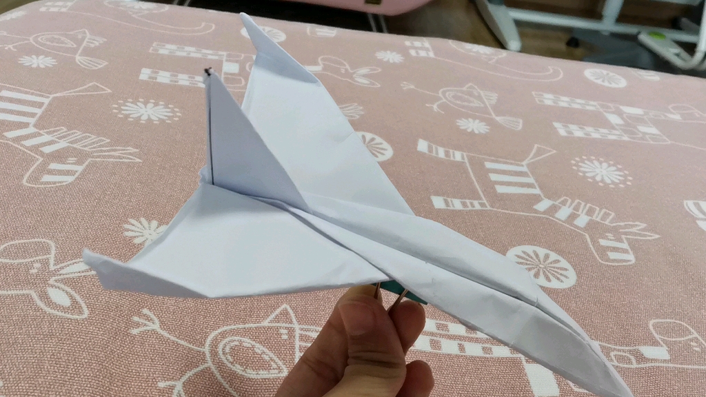 纸飞机发消息发不出去,纸飞机有些群看不了消息